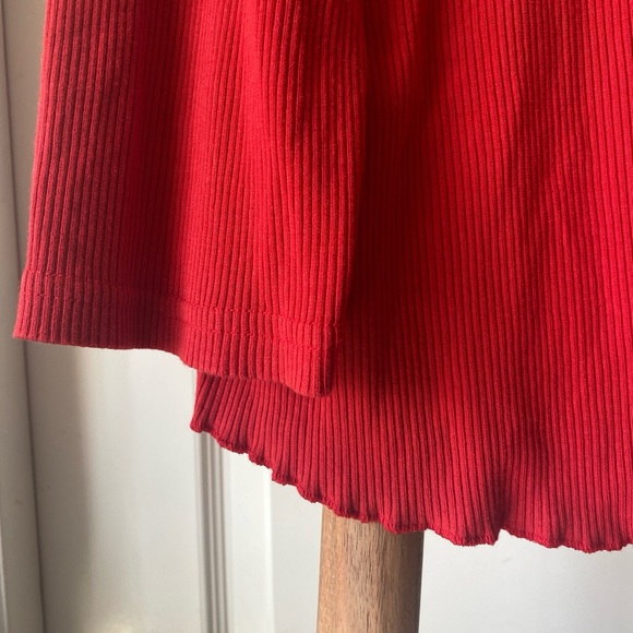 Red collared rubbed shirt/blouse - Picture 3 of 4